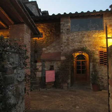 Отель Il Colombaio Кастелина ин Шианти